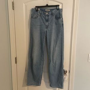 Levi’s Blue Baggy Dad Jeans in New Kicks 28x32